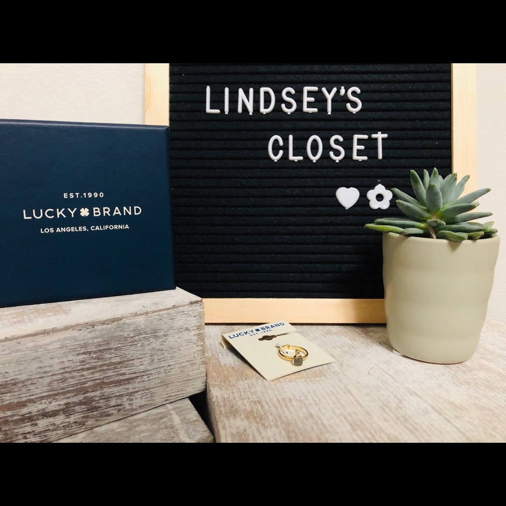 Lucky 🍀 Brand Golden Fashion Ring